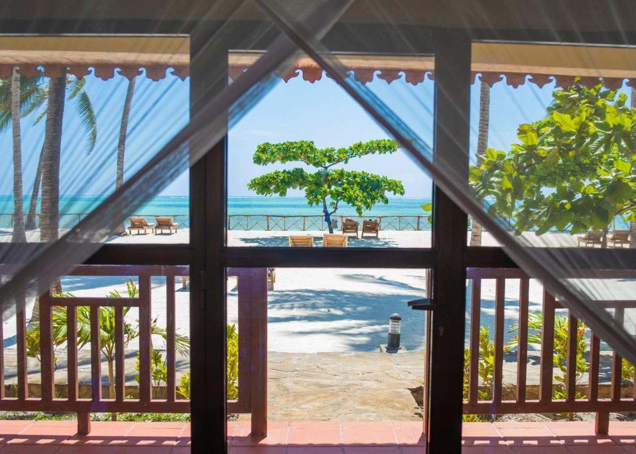 Vrclub Paje Palms Beach Resort Exterior foto